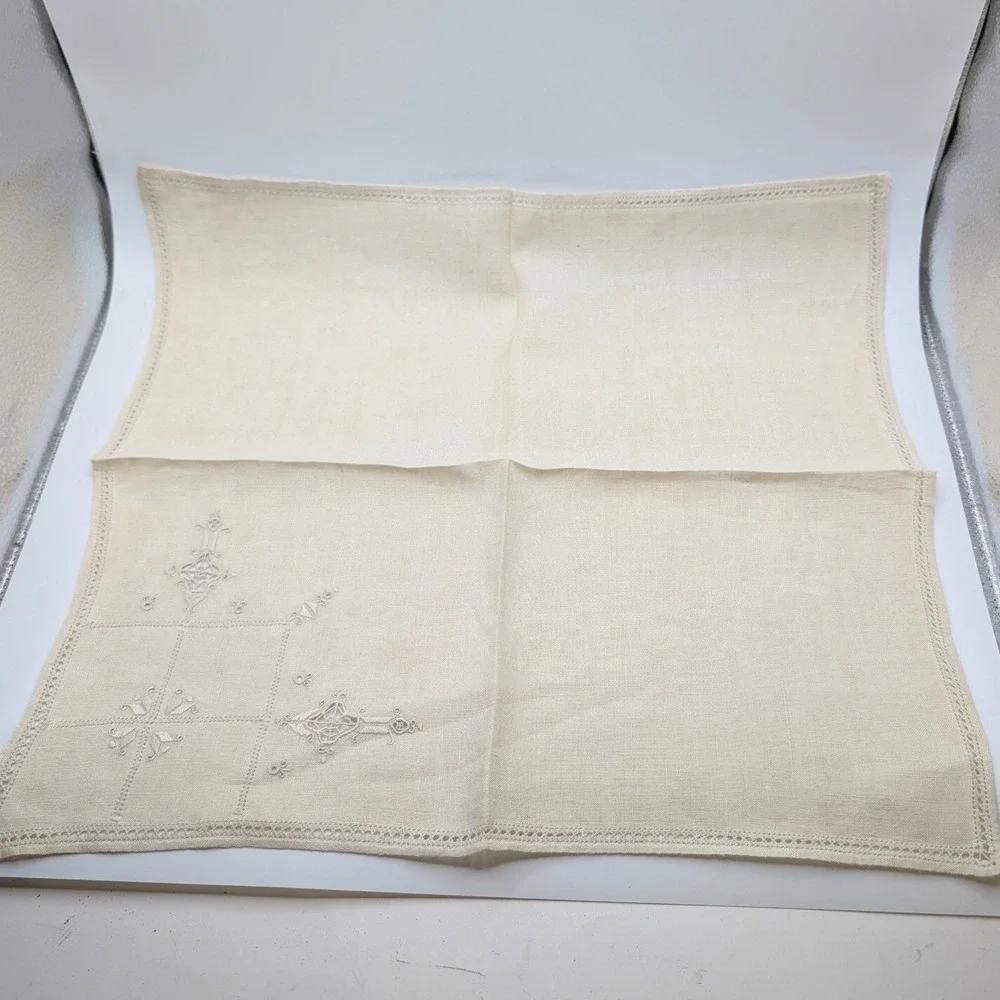 Vtg Set 12 Napkins Beige Linen Embroidered Lace Victorian 16